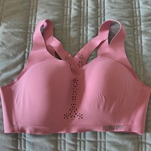 Victoria Secret sports bra